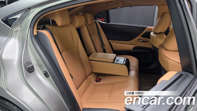 Lexus ES 2026 — photo 17