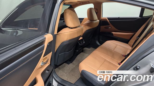 Lexus ES 2026 — photo 18