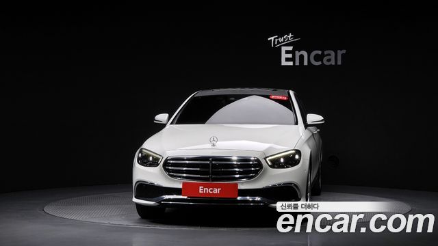 Mercedes-Benz E-Class 2021 — photo 3