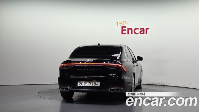 Hyundai Grandeur 2023 — photo 4
