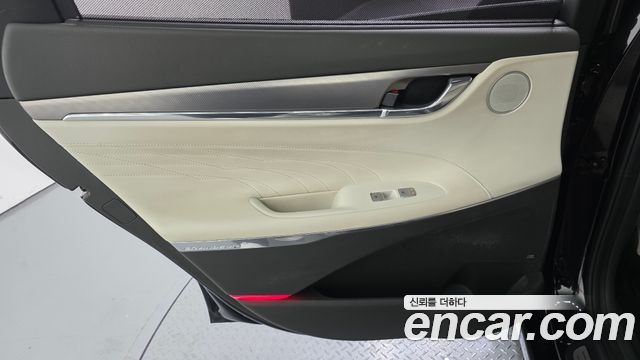 Hyundai Grandeur 2023 — photo 15
