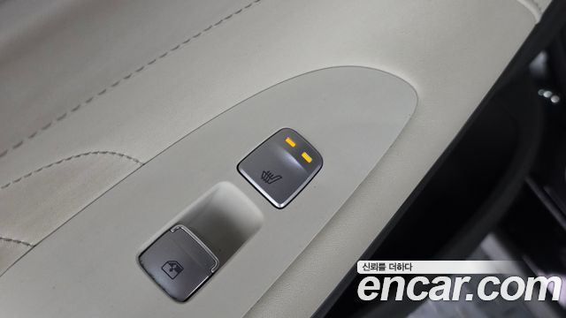 Hyundai Grandeur 2023 — photo 32