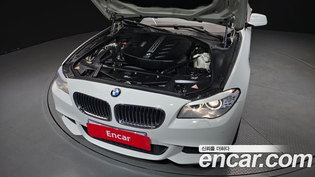 BMW 5-Series 2012 — photo 6