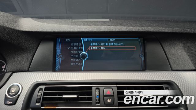 BMW 5-Series 2012 — photo 16