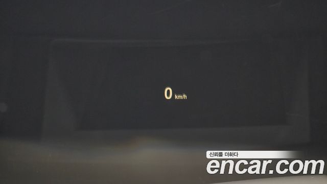 BMW 5-Series 2012 — photo 18
