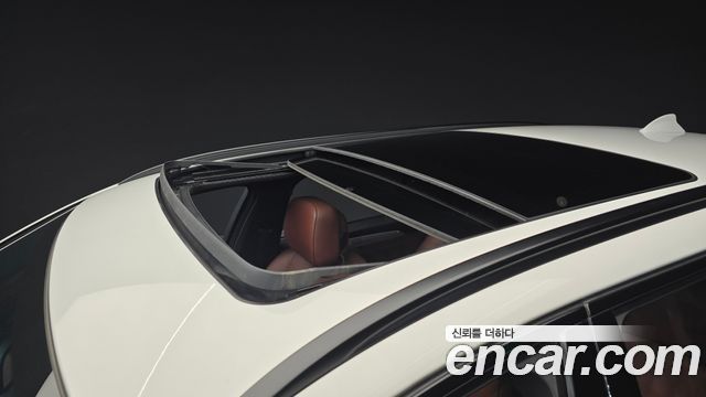 BMW 5-Series 2012 — photo 19