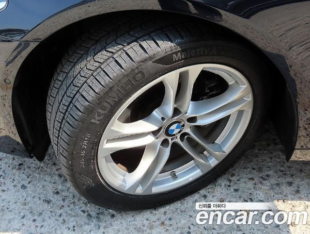 BMW 5-Series 2016 — photo 20