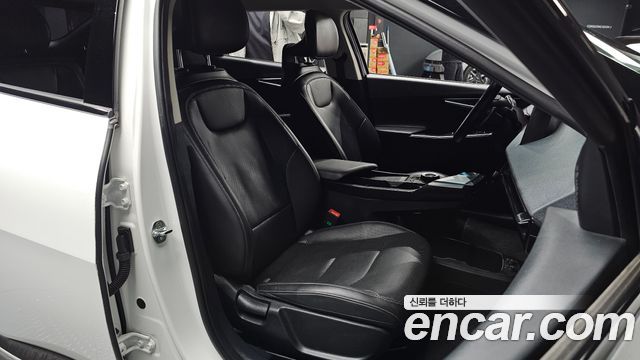 Kia EV6 2023 — photo 10