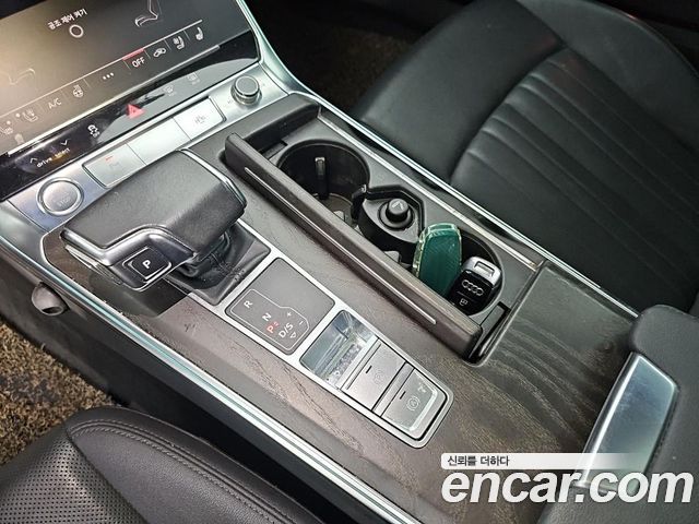 Audi A6 2020 — photo 8