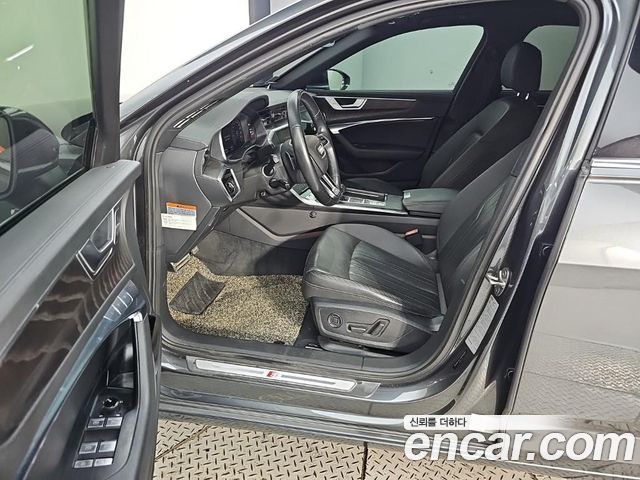 Audi A6 2020 — photo 11