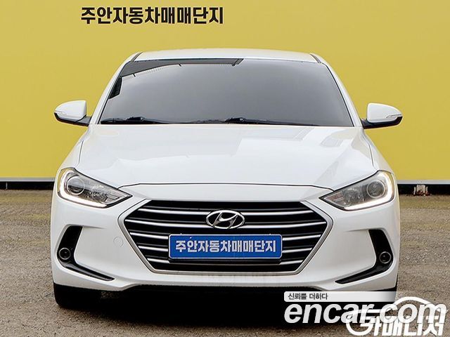 Hyundai AVANTE 2017 — photo 3