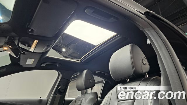Mercedes-Benz E-Class 2021 — photo 22