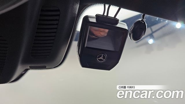 Mercedes-Benz E-Class 2021 — photo 23