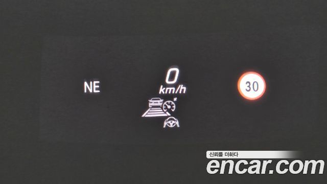 Mercedes-Benz E-Class 2021 — photo 30