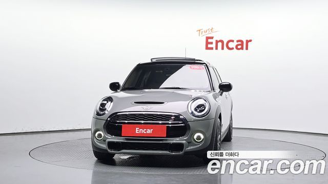 Mini Cooper 2021 — photo 3