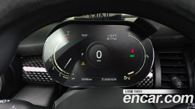 Mini Cooper 2021 — photo 11