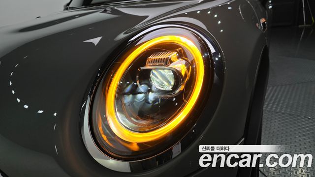 Mini Cooper 2021 — photo 8