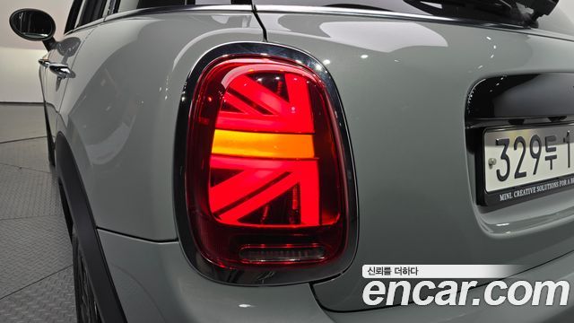 Mini Cooper 2021 — photo 9