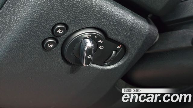 Mini Cooper 2021 — photo 27