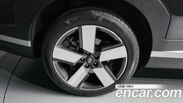 Hyundai Santafe 2025 — photo 5