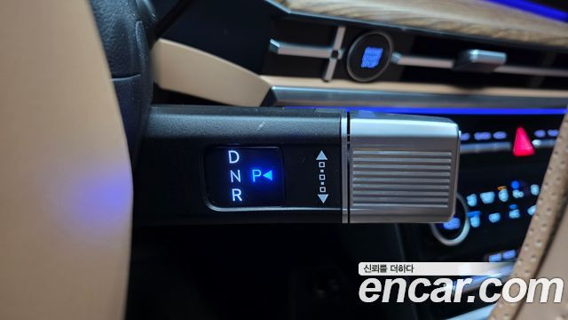 Hyundai Santafe 2025 — photo 12