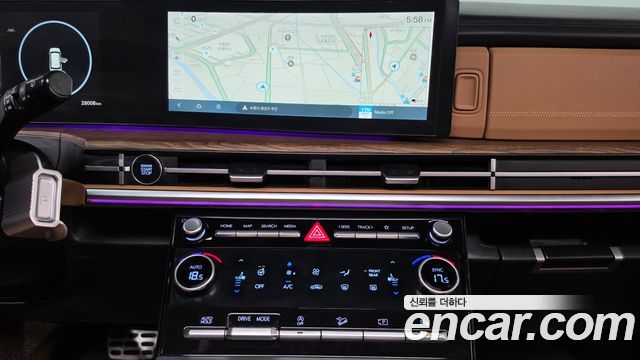 Hyundai Santafe 2024 — photo 19