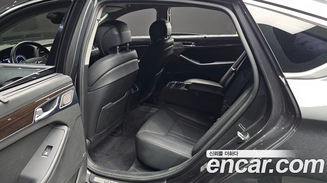Genesis G80 2019 — photo 11