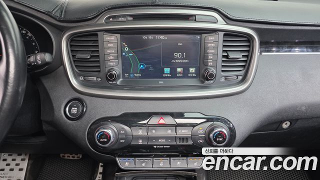 Kia Sorento 2015 — photo 14