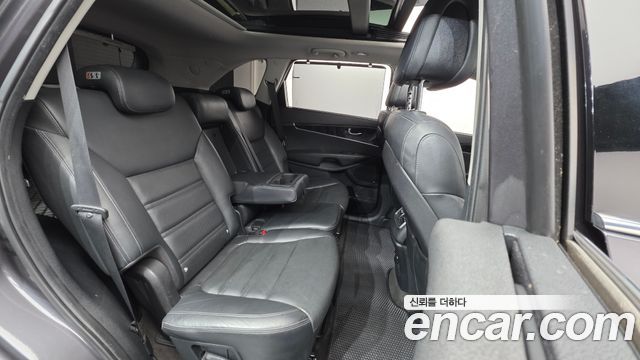 Kia Sorento 2015 — photo 18