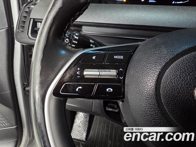 Hyundai Staria 2023 — photo 17