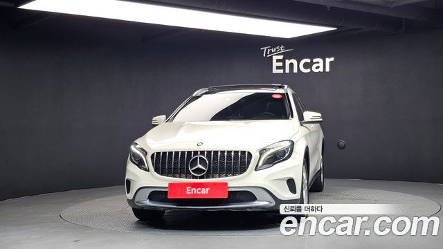 Mercedes-Benz GLA-Class 2017 — photo 3