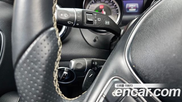 Mercedes-Benz GLA-Class 2017 — photo 19