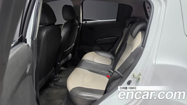 Chevrolet Korea Spark 2012 — photo 16