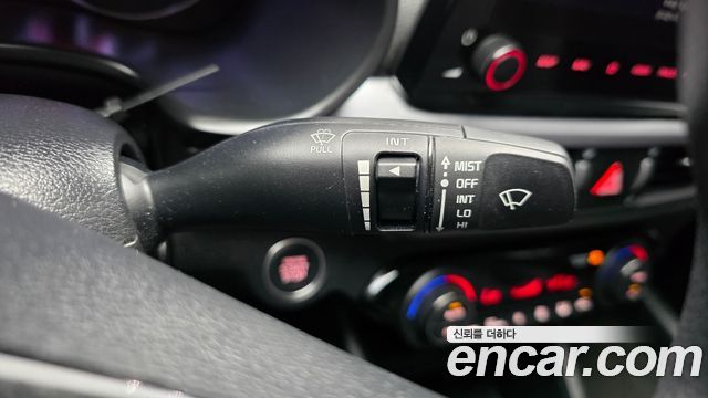 Kia K3 2022 — photo 28