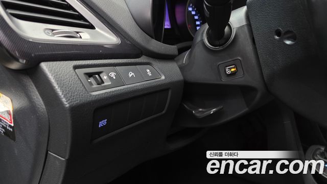 Hyundai Santafe 2015 — photo 25