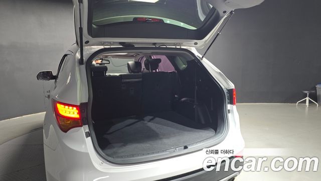 Hyundai Santafe 2015 — photo 32