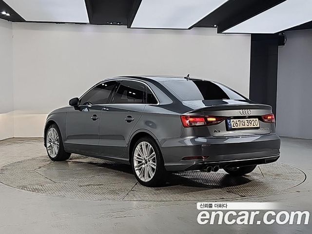 Audi A3 2018 — photo 3