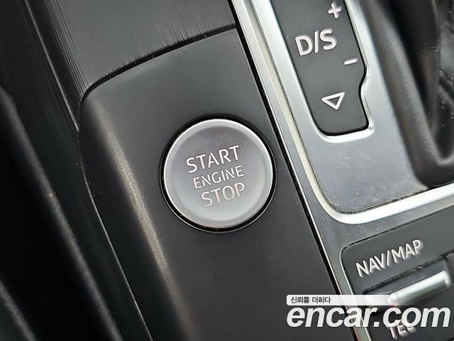 Audi A3 2018 — photo 16