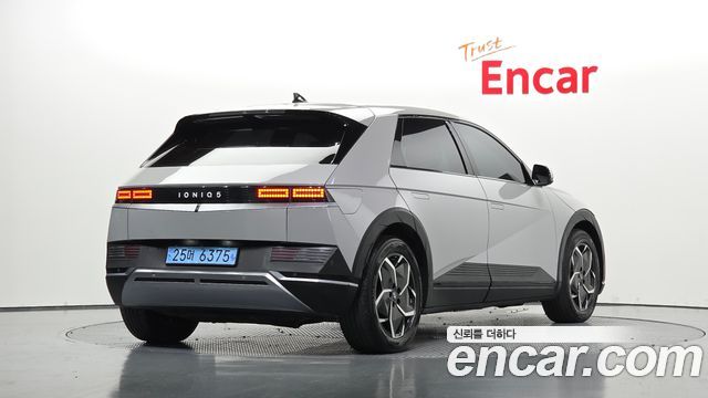 Hyundai Ioniq5 2022 — photo 2