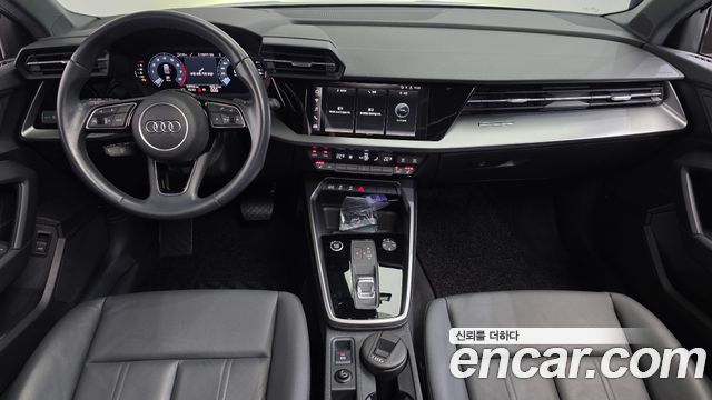 Audi A3 2022 — photo 10