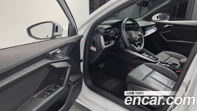 Audi A3 2022 — photo 13