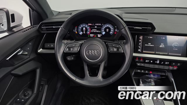Audi A3 2022 — photo 19
