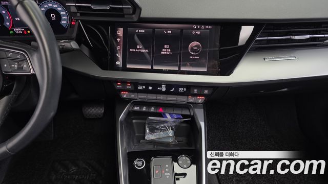 Audi A3 2022 — photo 20