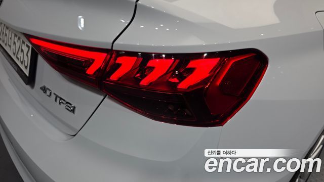 Audi A3 2022 — photo 9