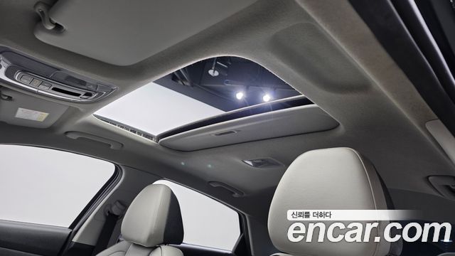 Hyundai AVANTE 2021 — photo 25