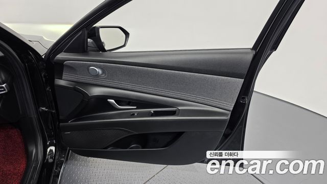 Hyundai AVANTE 2021 — photo 15