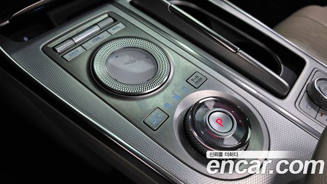 Genesis GV80 2022 — photo 12
