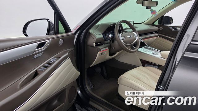 Genesis GV80 2022 — photo 13