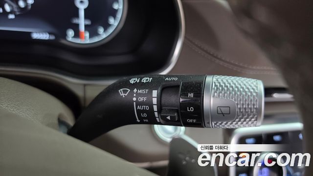 Genesis GV80 2022 — photo 28