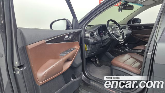 Kia Sorento 2017 — photo 13